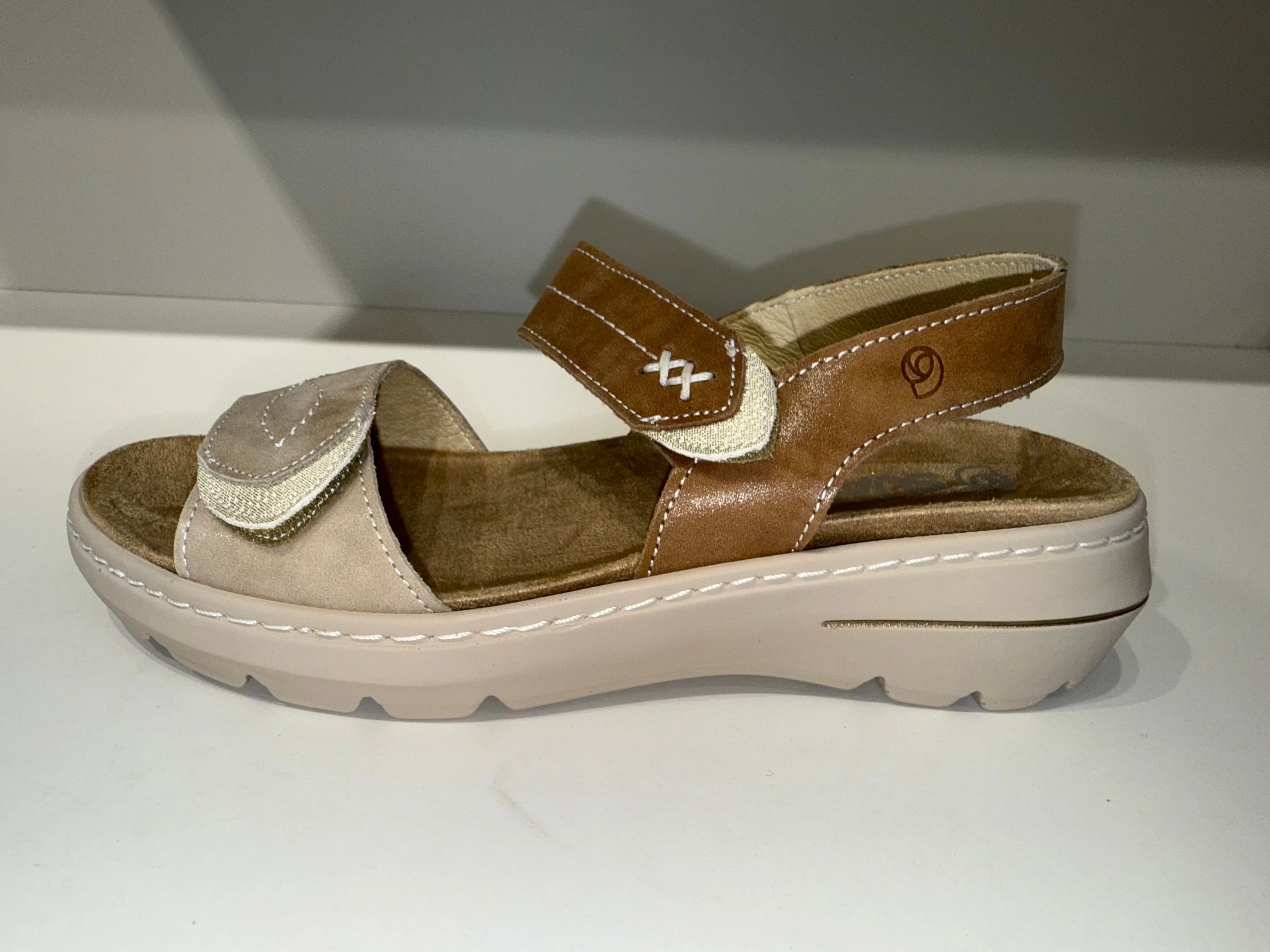 3314 BEIG BROWN