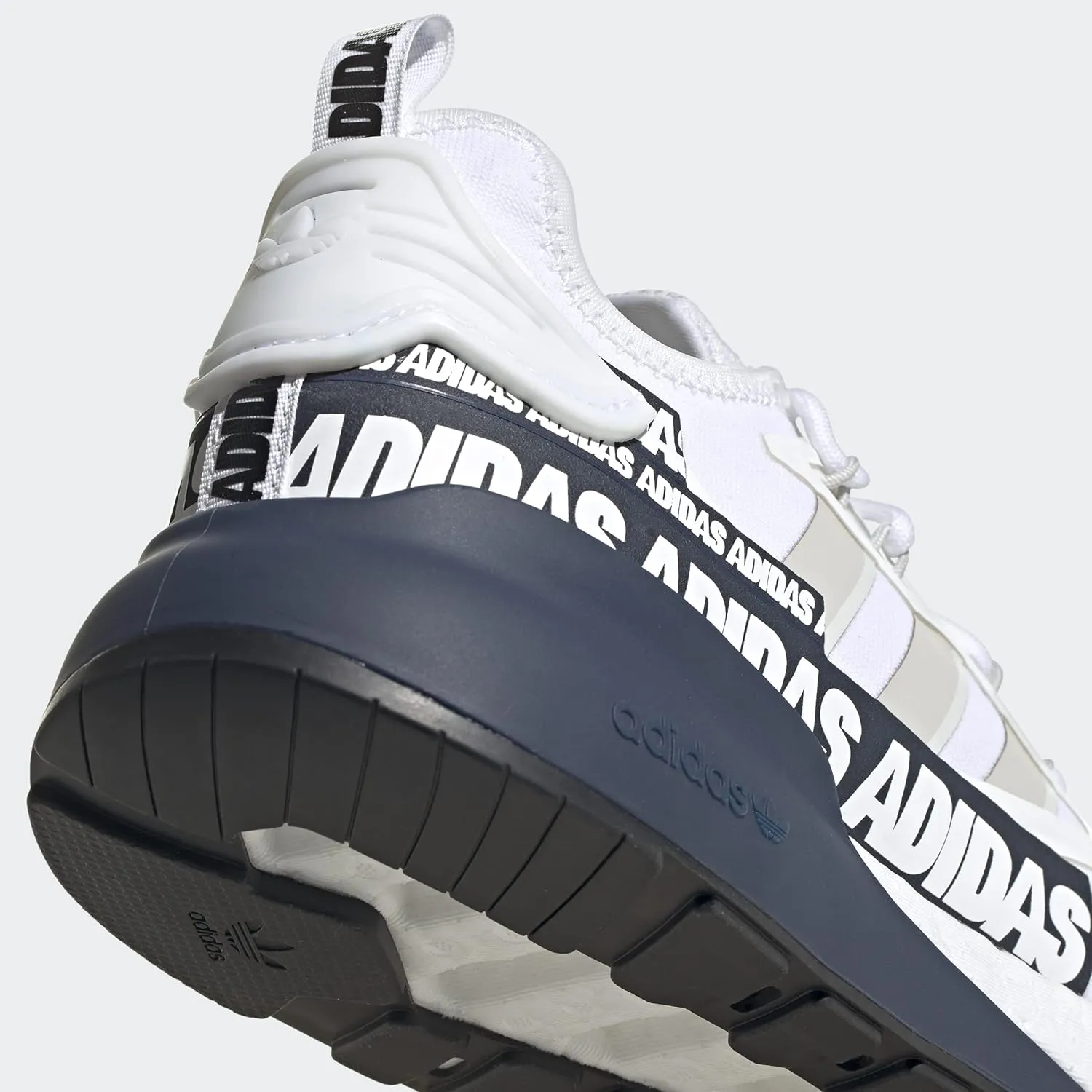 adidas Women's Court Team Bounce W Sneaker
