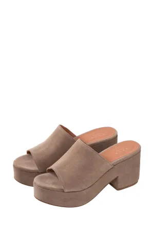 Chunky mule made from suede