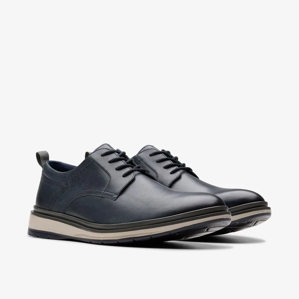 Clarks Men's Chantry Lo Navy Leather 26176100