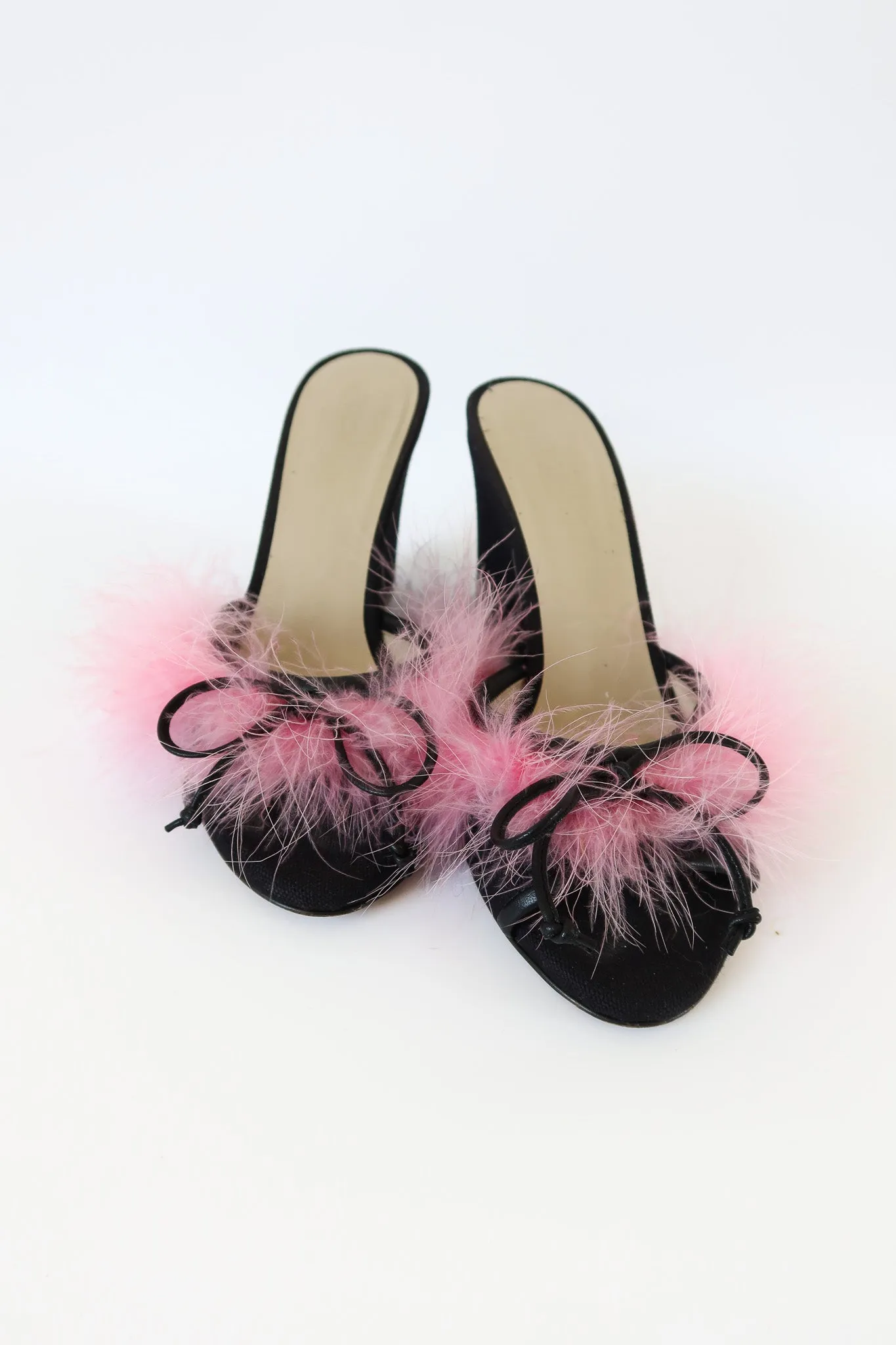 etsu black pink feather wedge