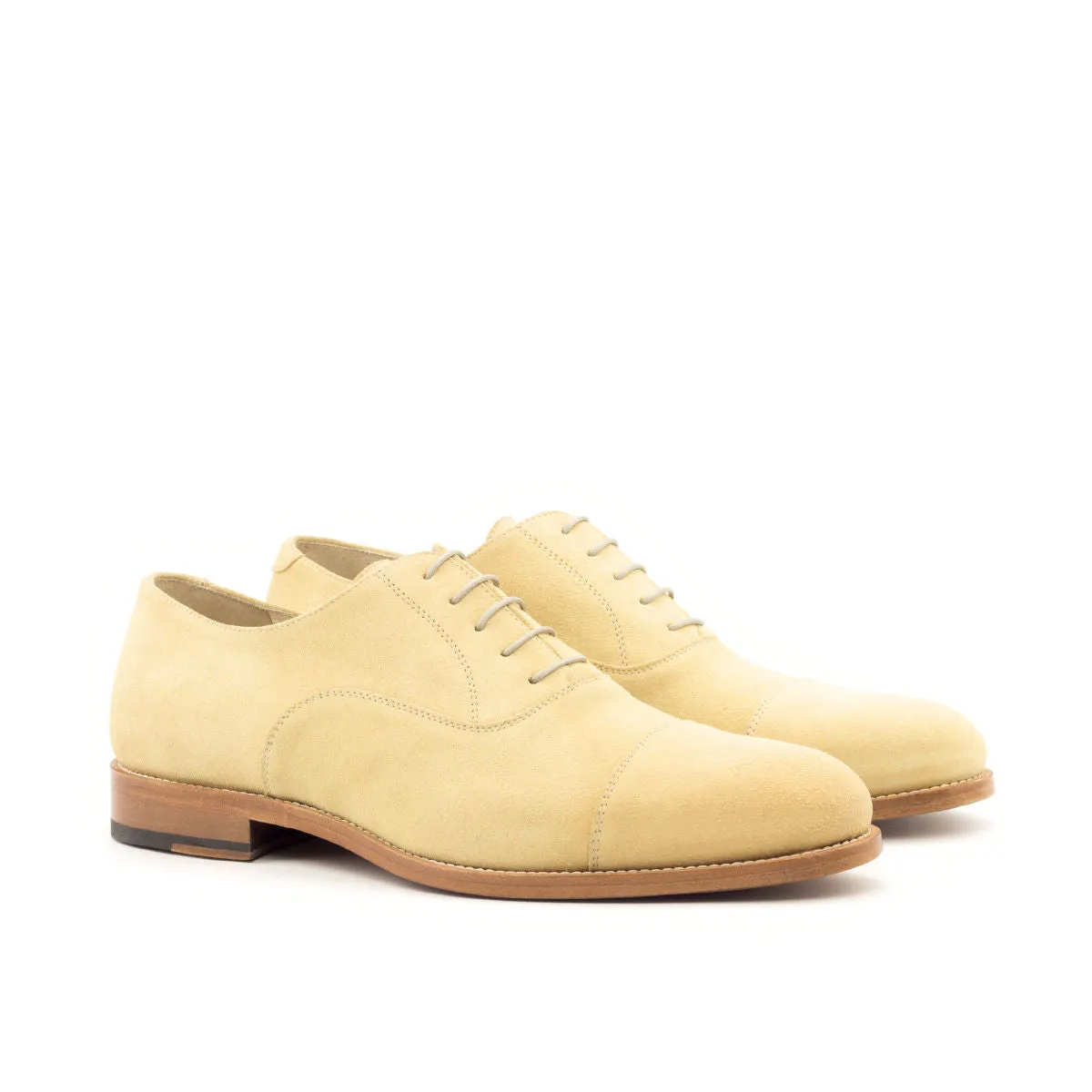 Gentlemen Oxford in Sand Lux Suede Leather with Goodyear Welt