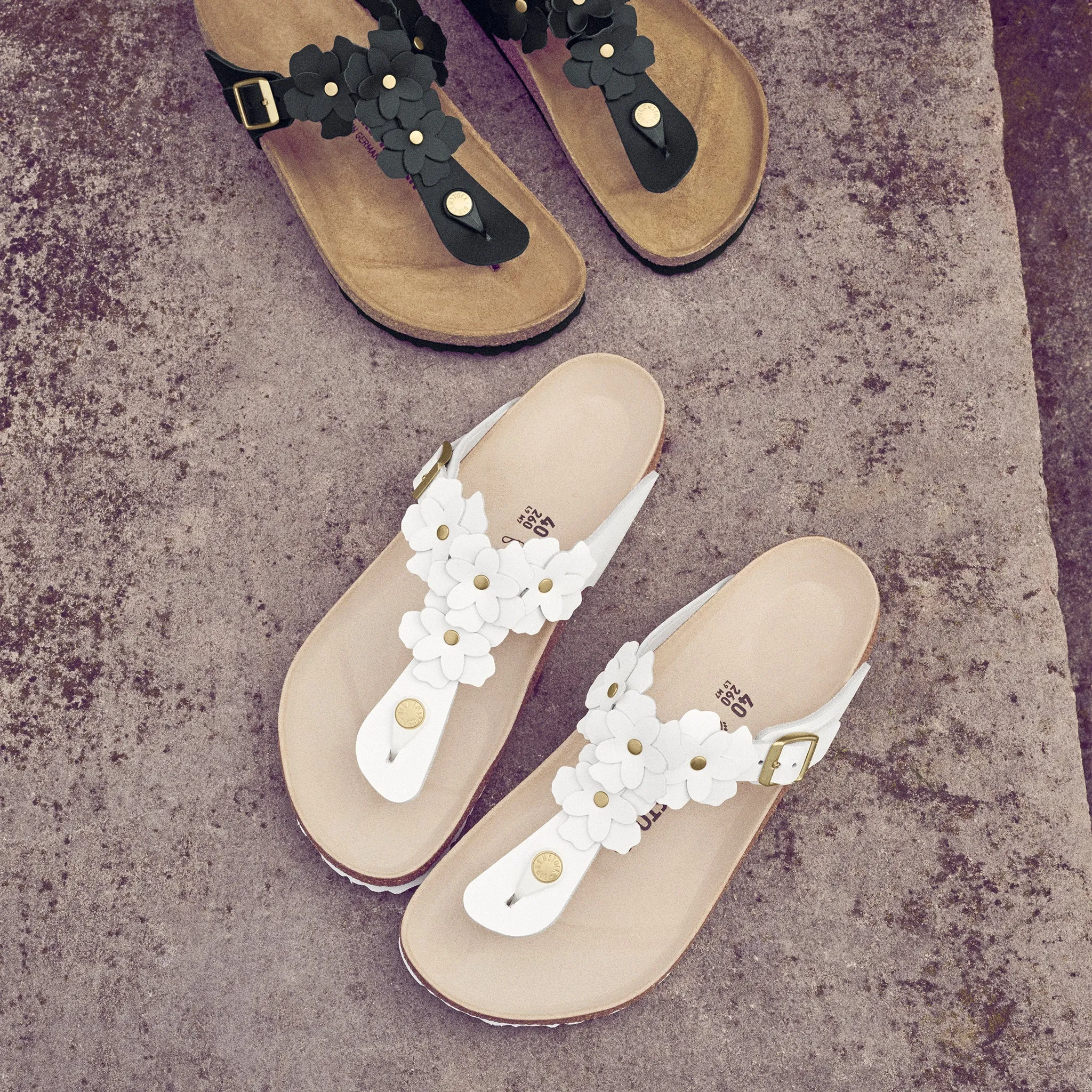 GIZEH FLOWERS - WHITE - LEATHER