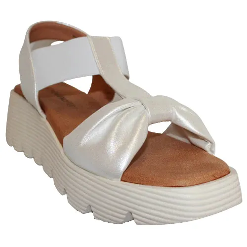 Heavenly Feet Plaza Sandal