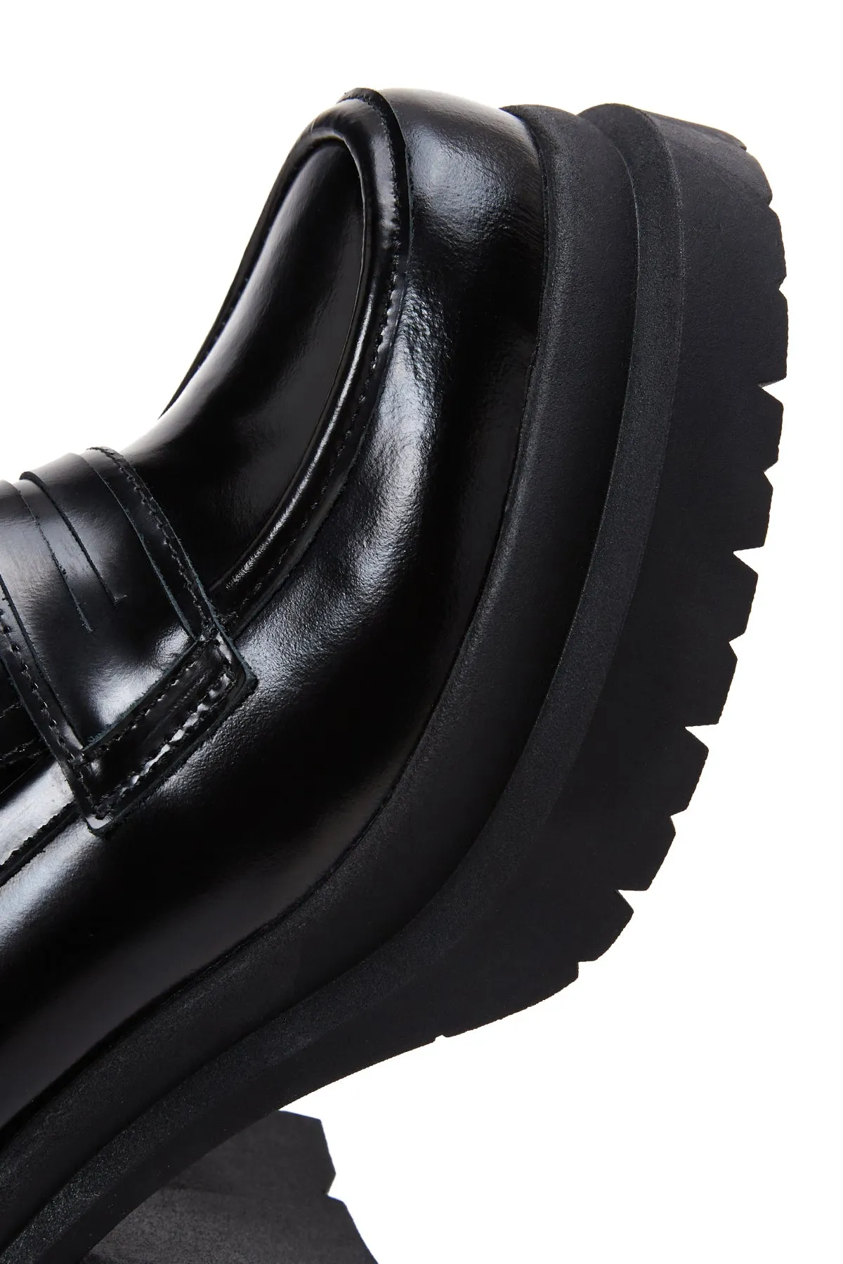 Kadın Siyah Deri Topuklu Loafer