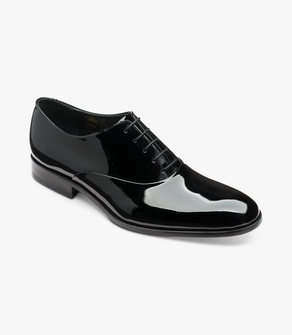 LOAKE PATENT BLACK LEATHER OXFORD LEATHER SOLE F-MEDIUM
