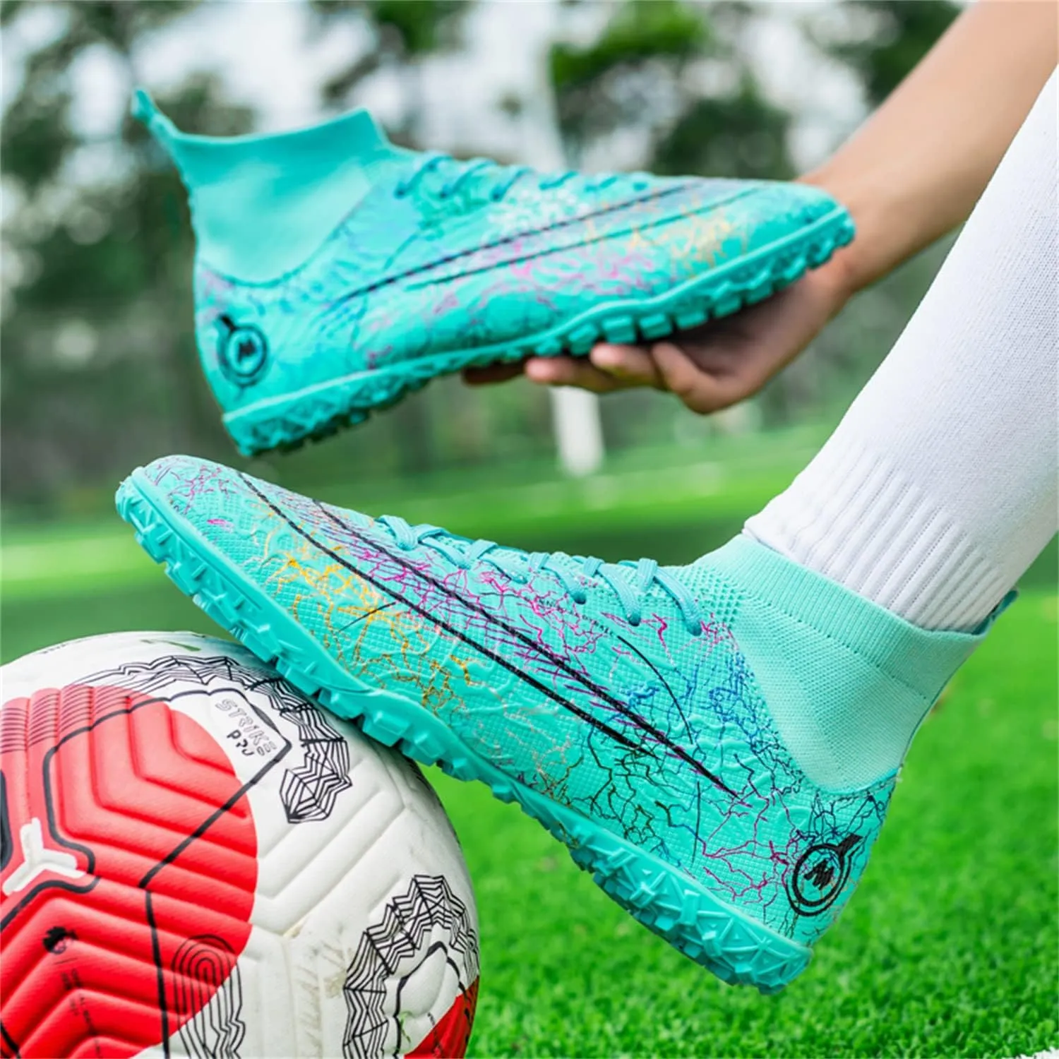 MDPCX Competitive Unisex Soccer Shoes Men Women Indoor Outdoor Football Boots Athletic Turf Mundial Team Cleat Running Sports Lightweight Breathable Anti-Skid Damping Shoes