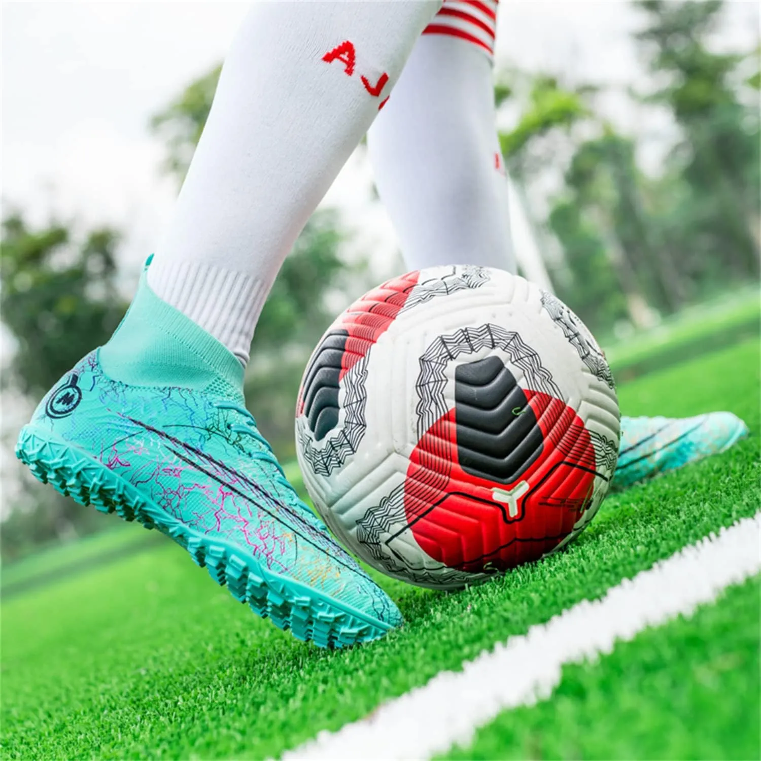 MDPCX Competitive Unisex Soccer Shoes Men Women Indoor Outdoor Football Boots Athletic Turf Mundial Team Cleat Running Sports Lightweight Breathable Anti-Skid Damping Shoes