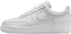 NIKE Men's Sneaker