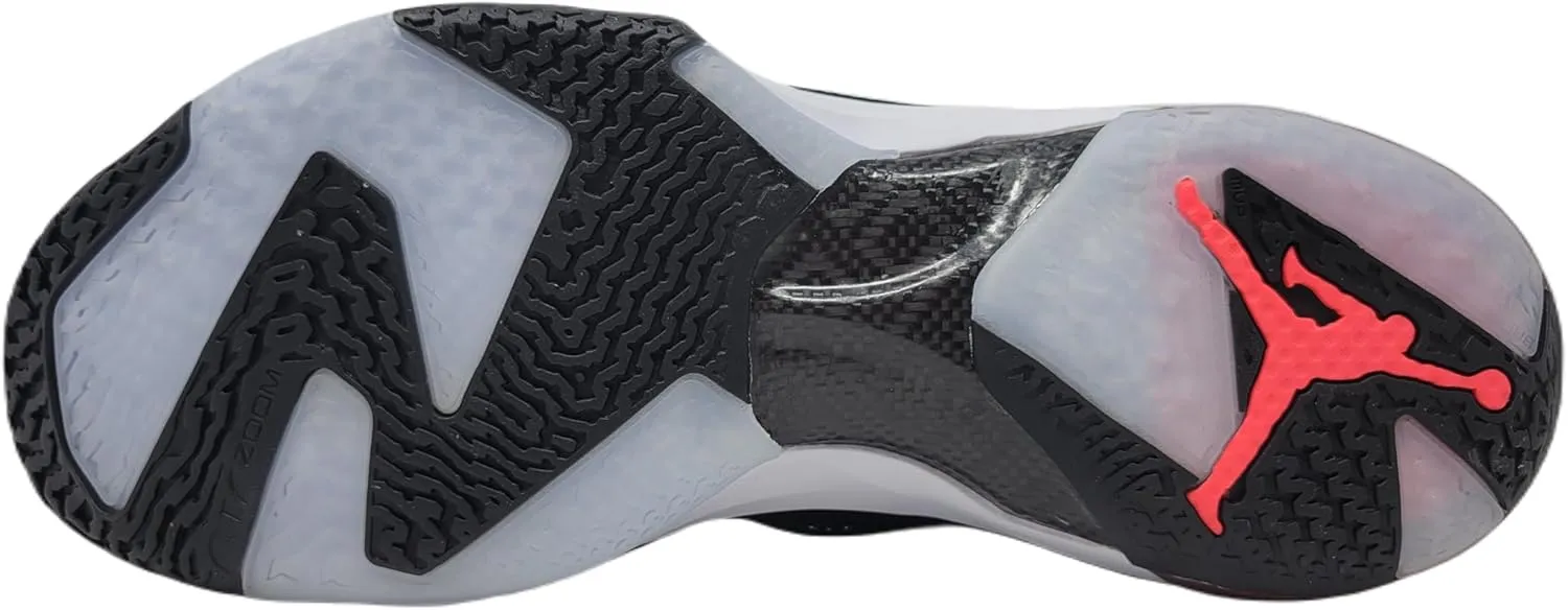 NIKE Men's Sneaker