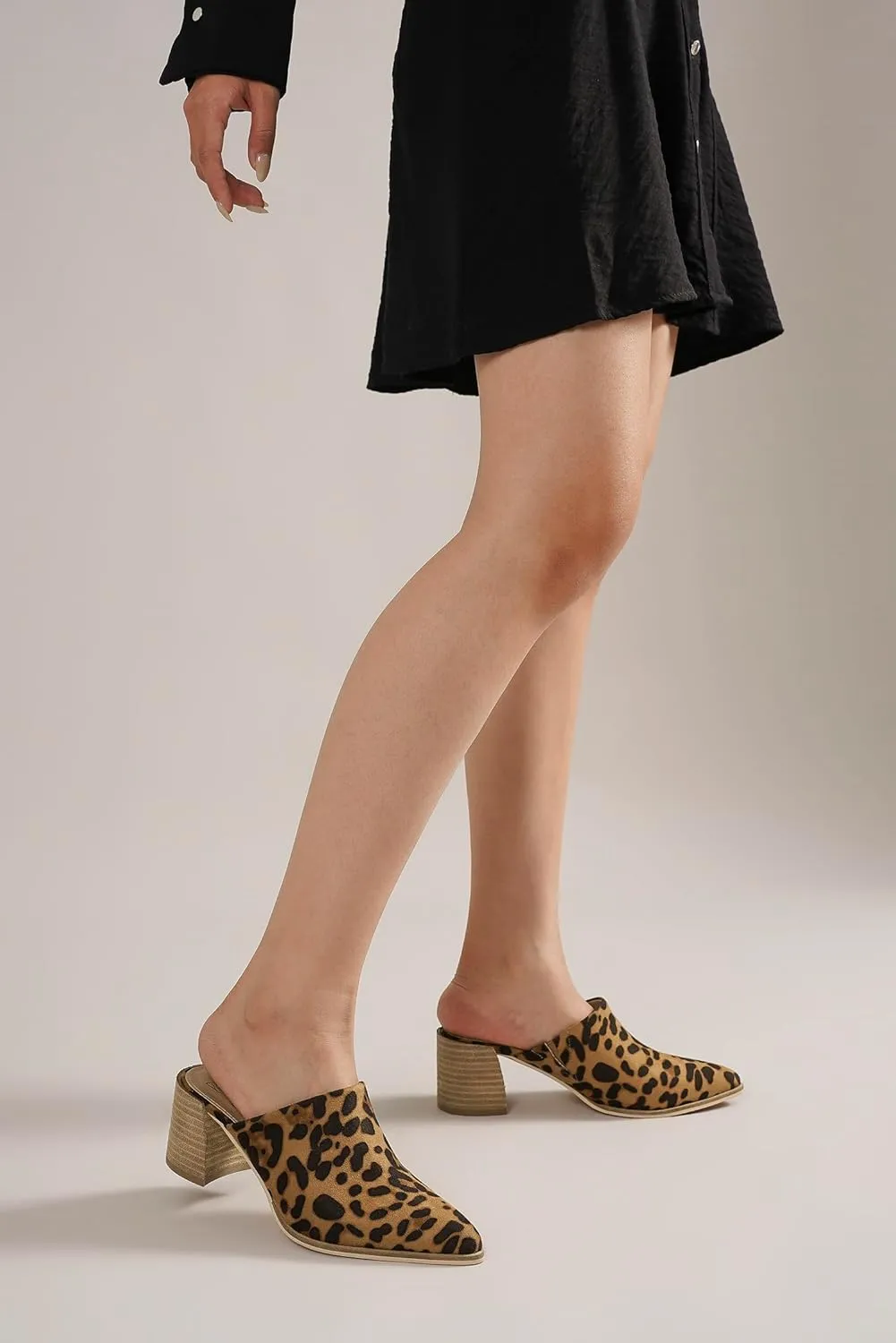 Suede Mules for Women Stacked Heel Mules Backless Mules Closed Toe Slide On Slide Mules Leopard Sandals