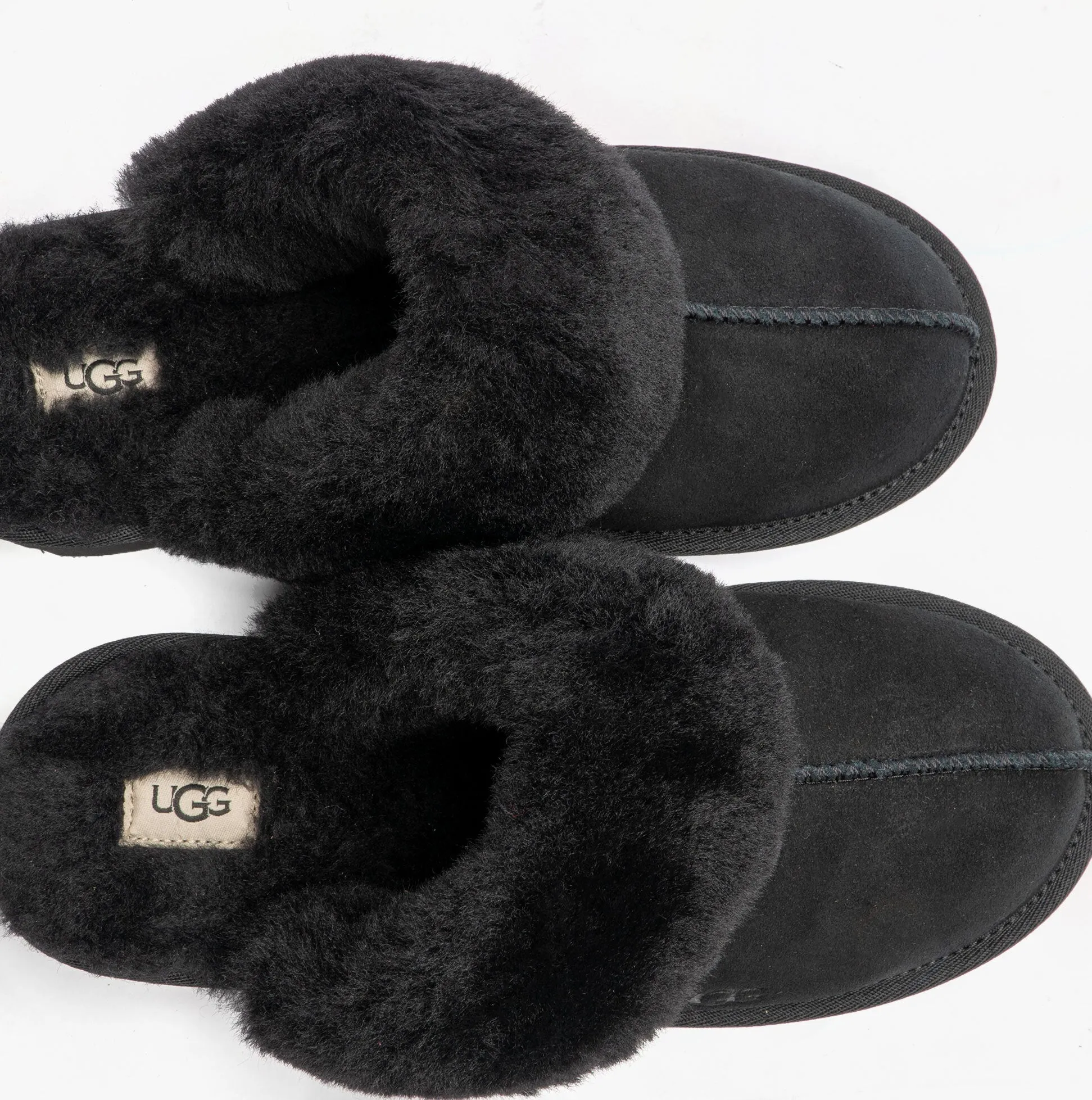 UGG COZY II Unisex Kids Suede Slippers Black