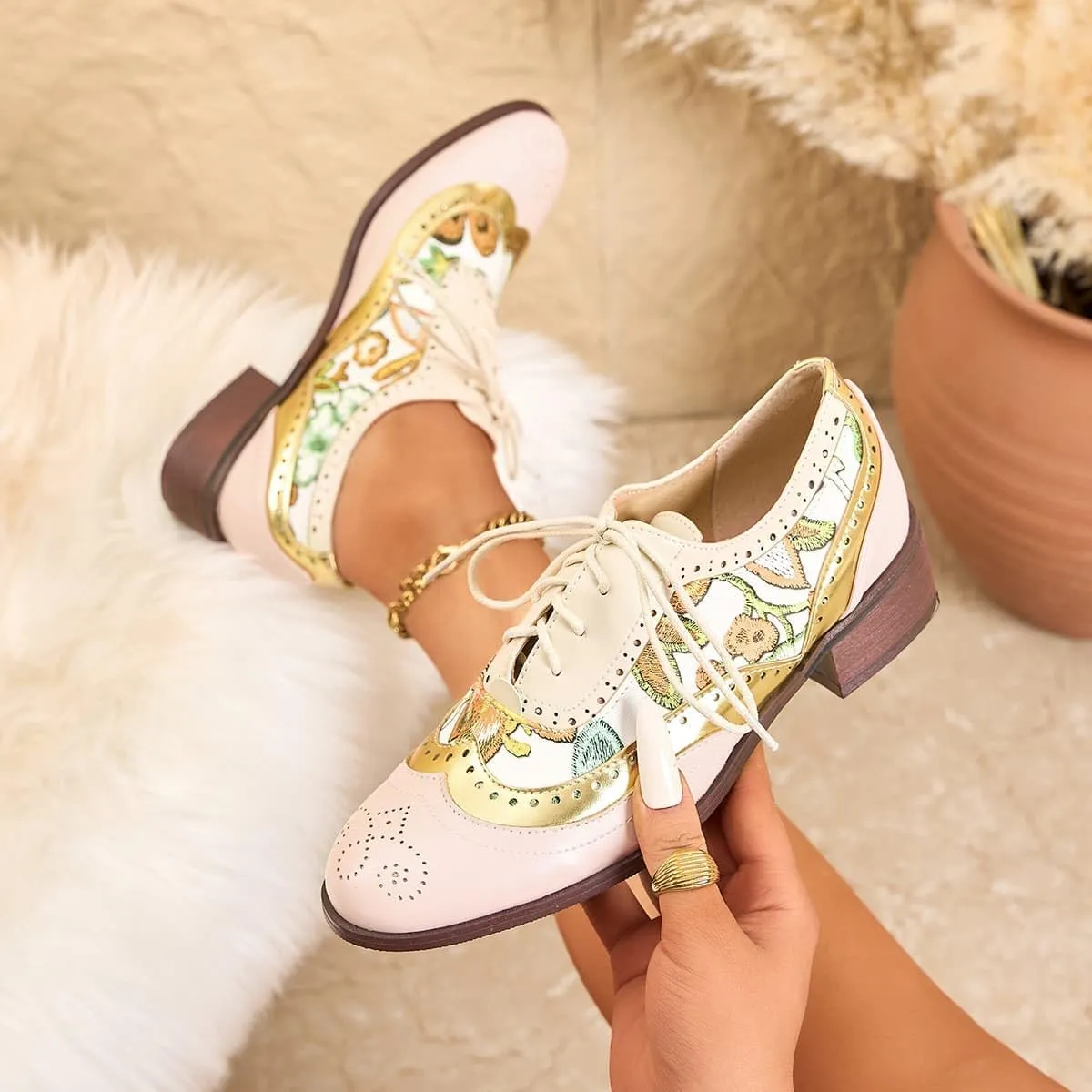 Women's Floral Oxford Brogue Chunky Heeled Two Tone Saddle Shoes